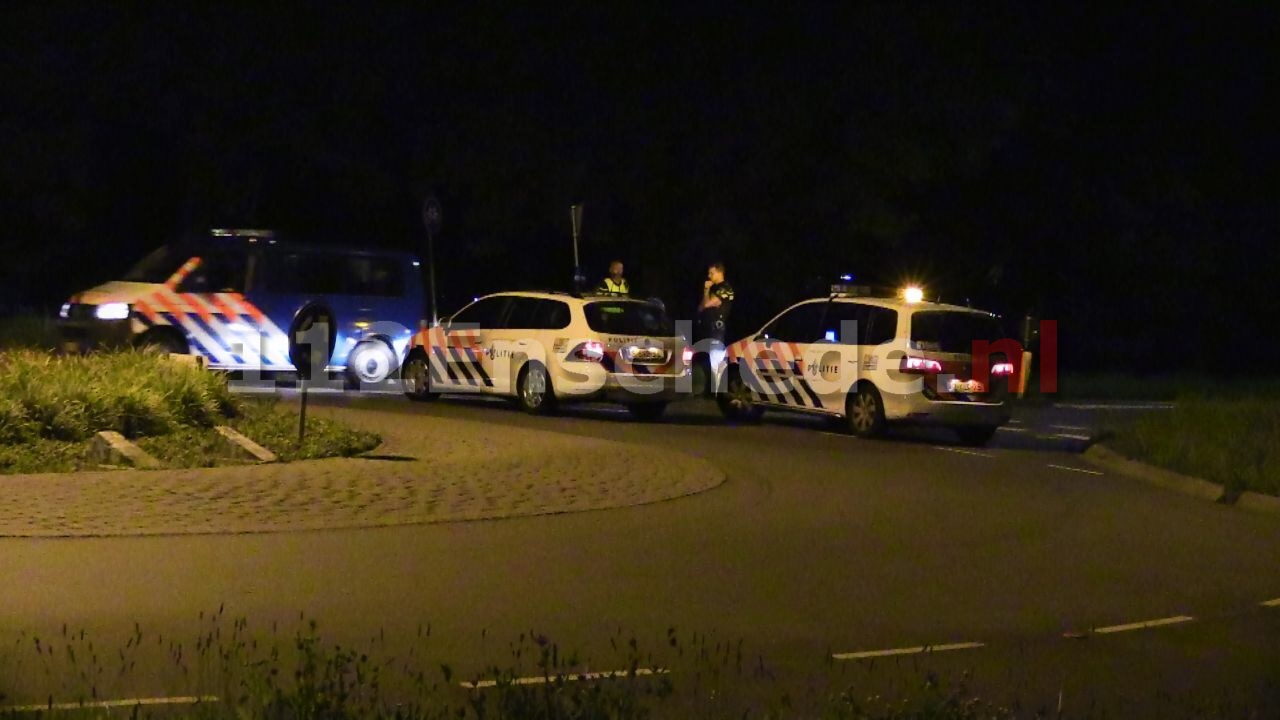 Auto van de weg gereden bij achtervolging in Enschede