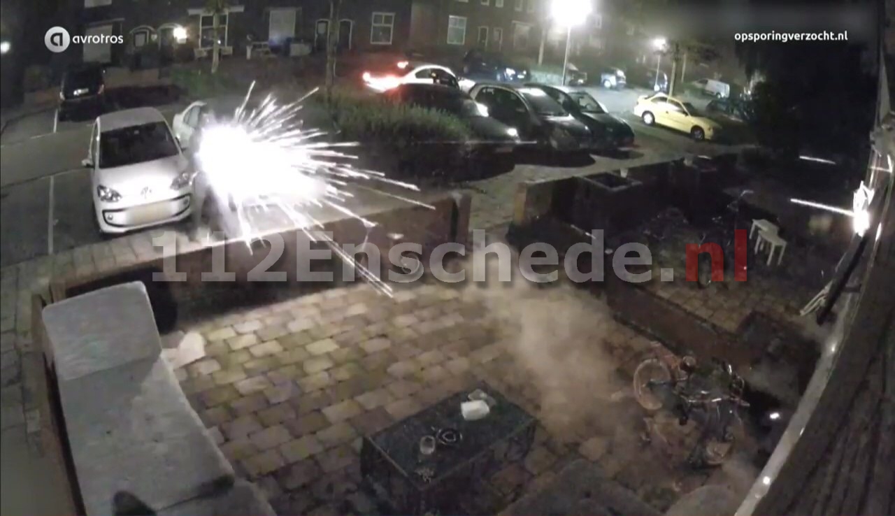 VIDEO: Schietpartijen Enschede gefilmd door bewakingscamera’s