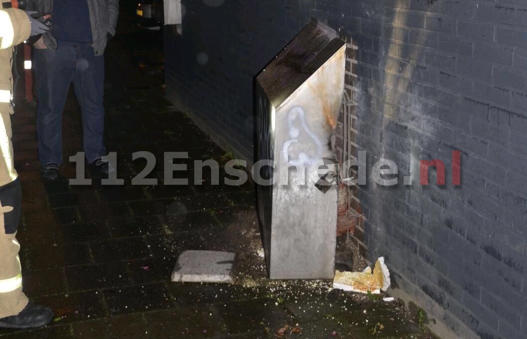 Schade aan woning Enschede door vuurwerk