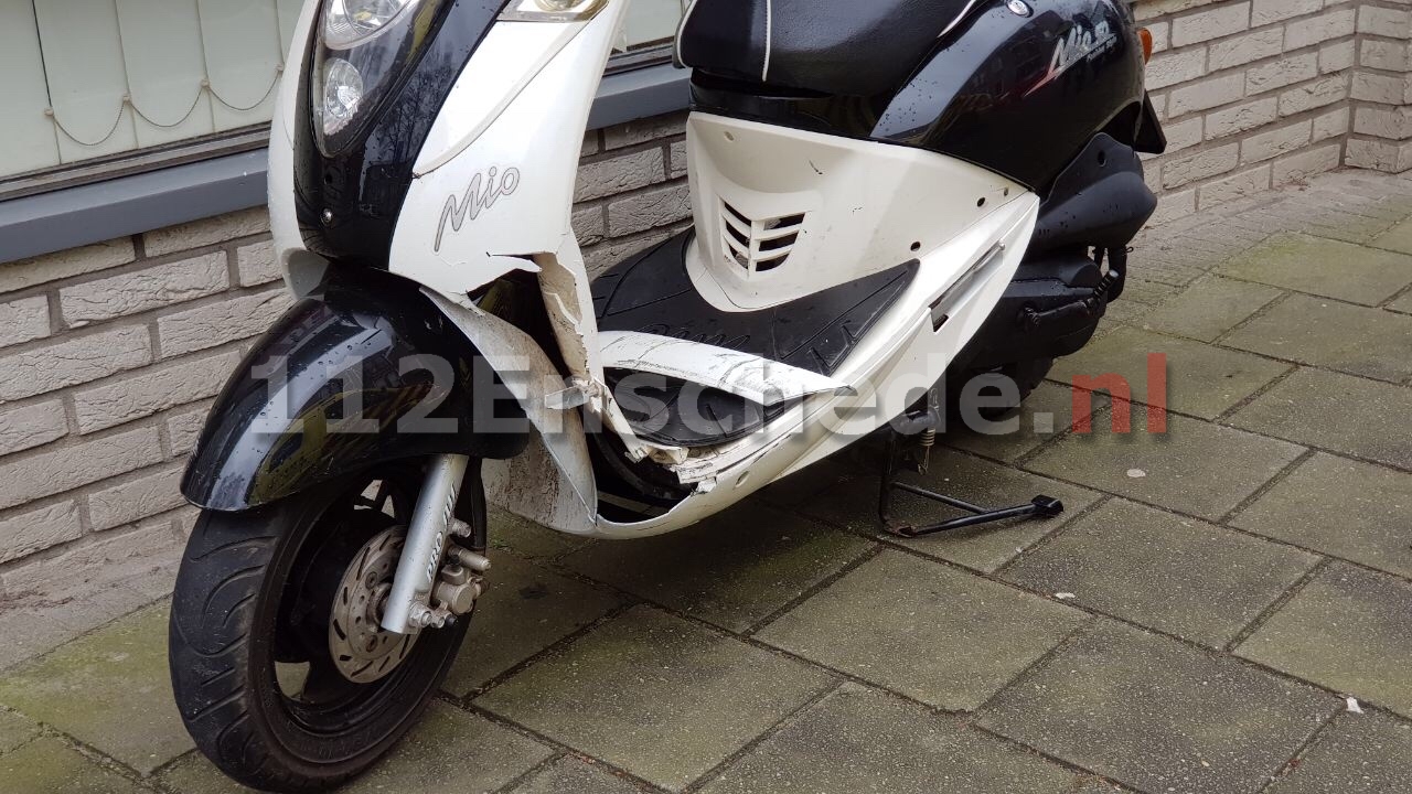 Scooterrijder gewond na val in Enschede