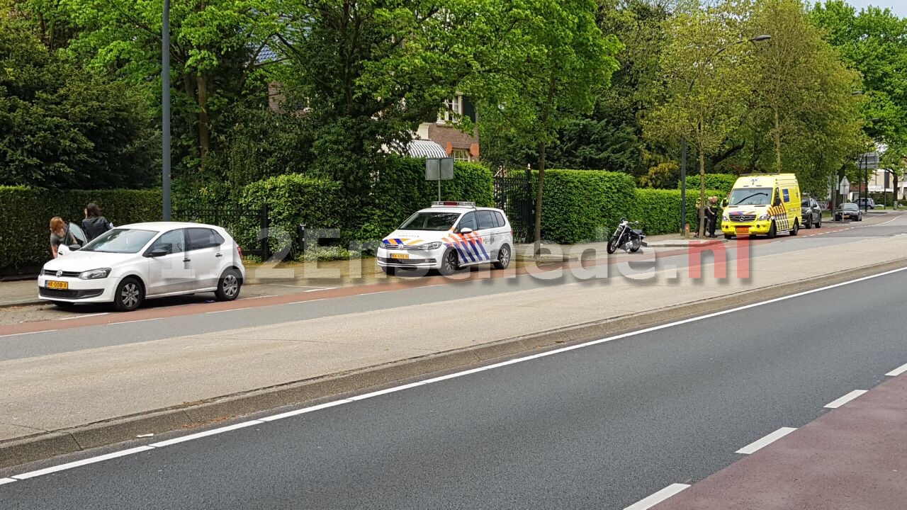 Motorrijder gewond bij aanrijding in Enschede