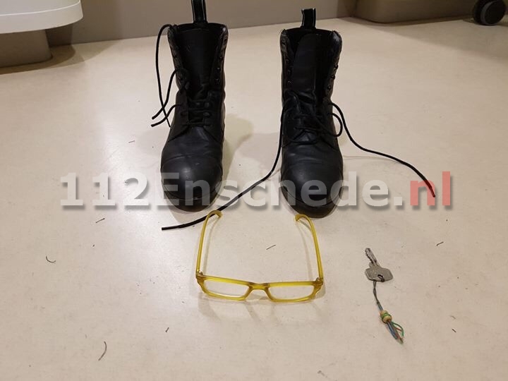 Politie op zoek naar identiteit ernstig gewonde vrouw na aanrijding in Enschede