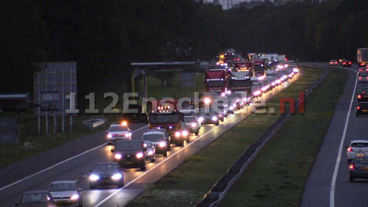 16 km file door aanrijdingen op de A35 bij Enschede