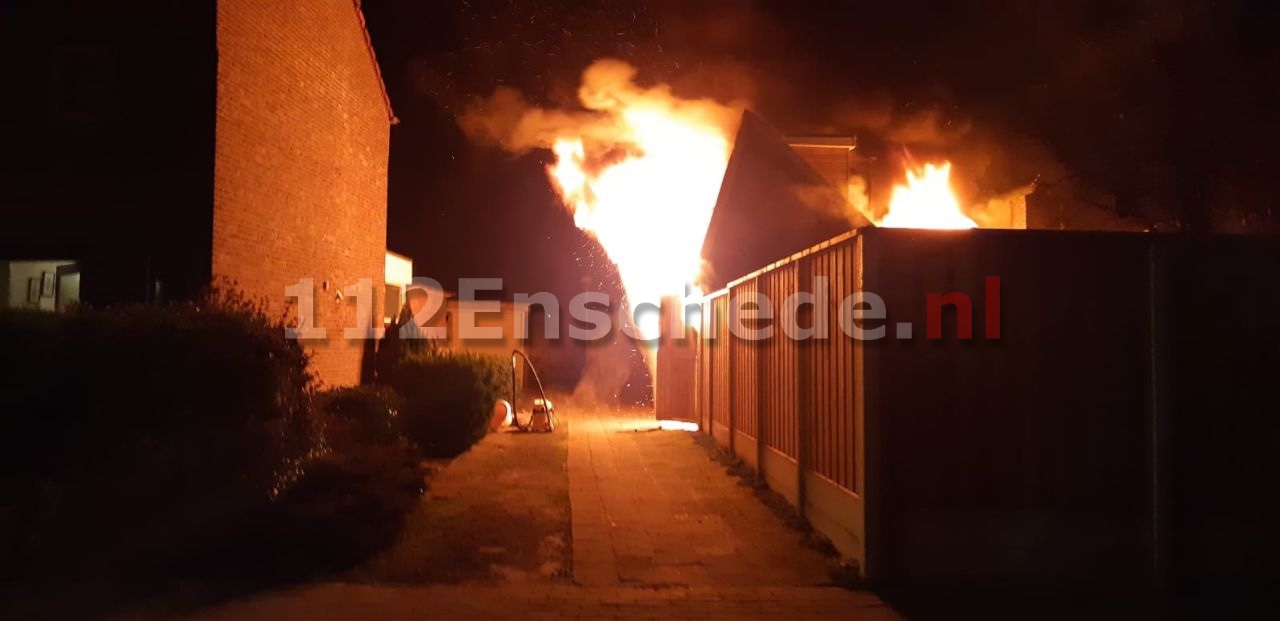 Brandweer: “Onrustige jaarwisseling in Twente”