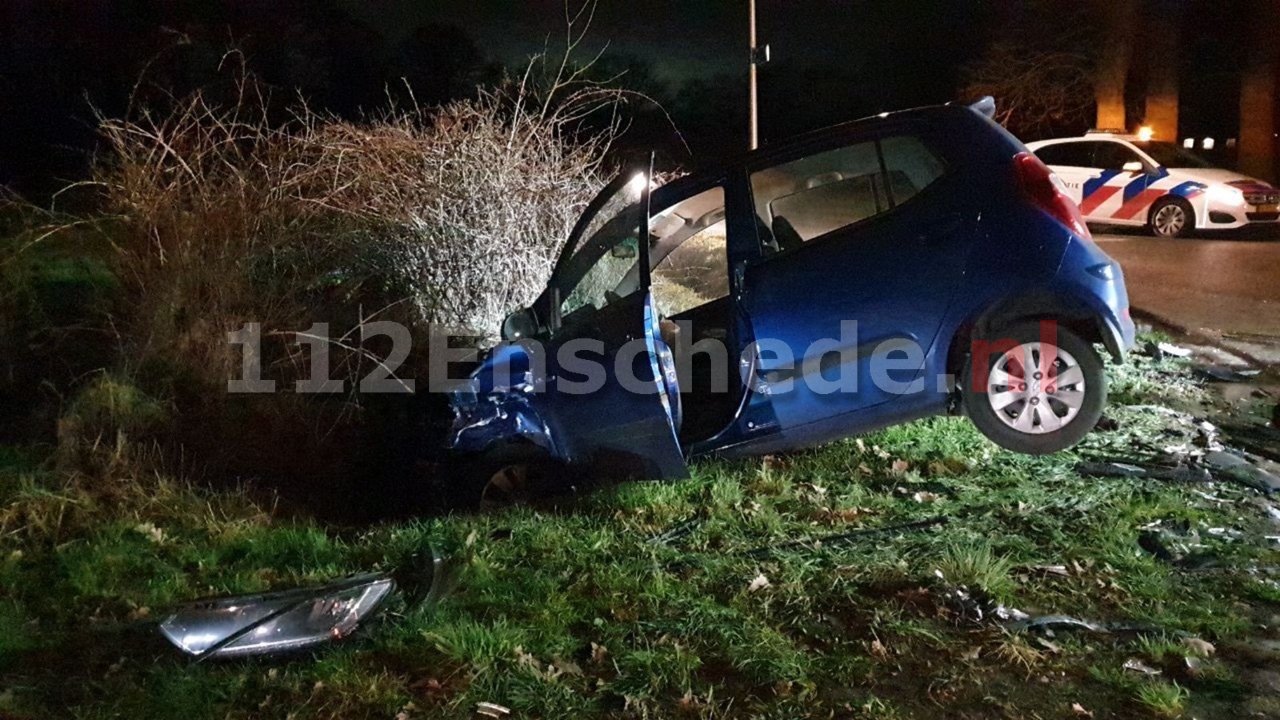 VIDEO: Gewonde en flinke schade bij ongeval Vliegveldweg