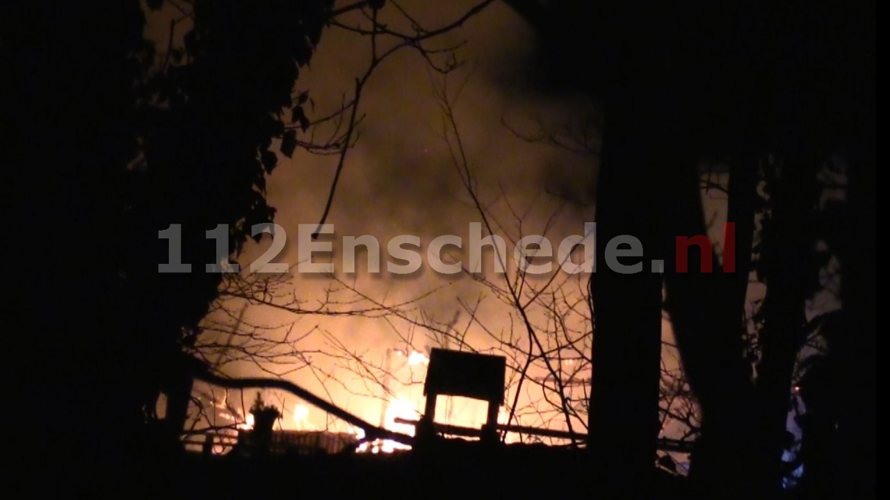 Stacaravan door brand verwoest op camping in Enschede