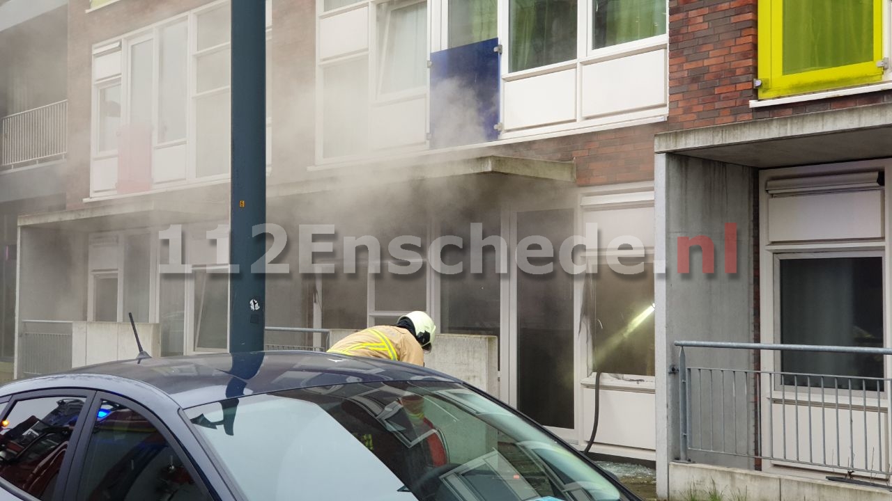 Woning Enschede onbewoonbaar door brand