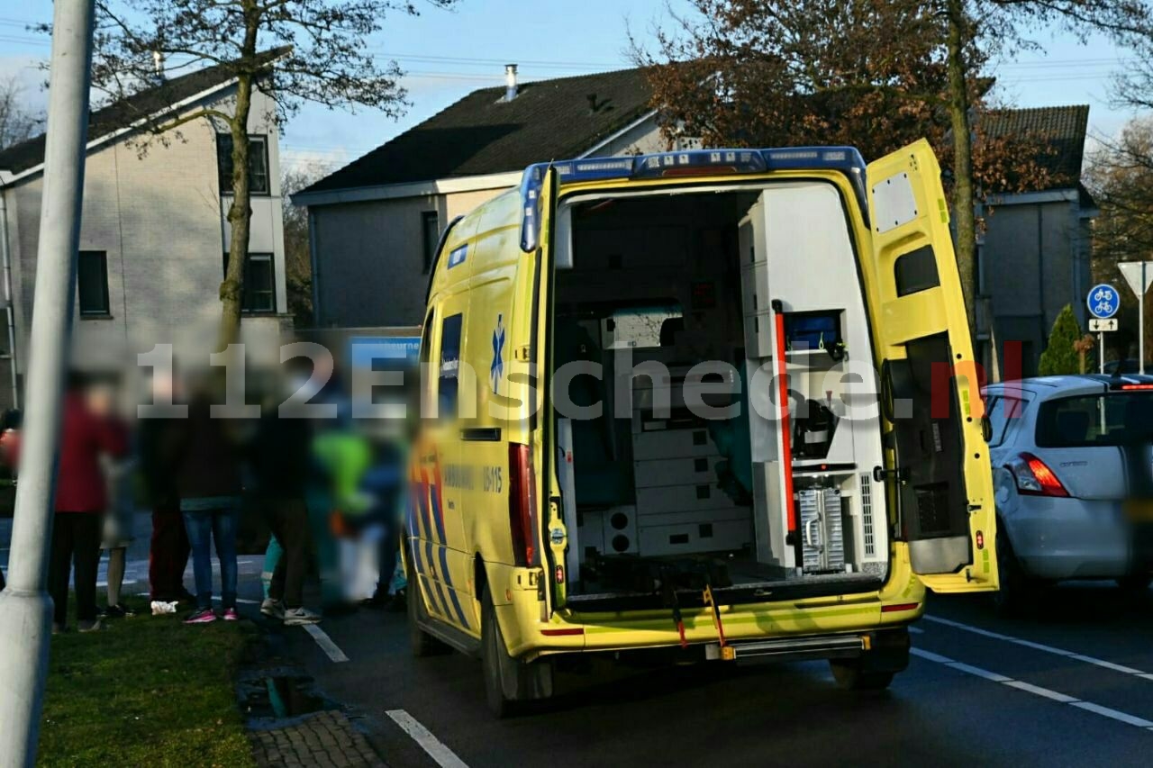 Fietser naar het ziekenhuis na ongeval in Enschede