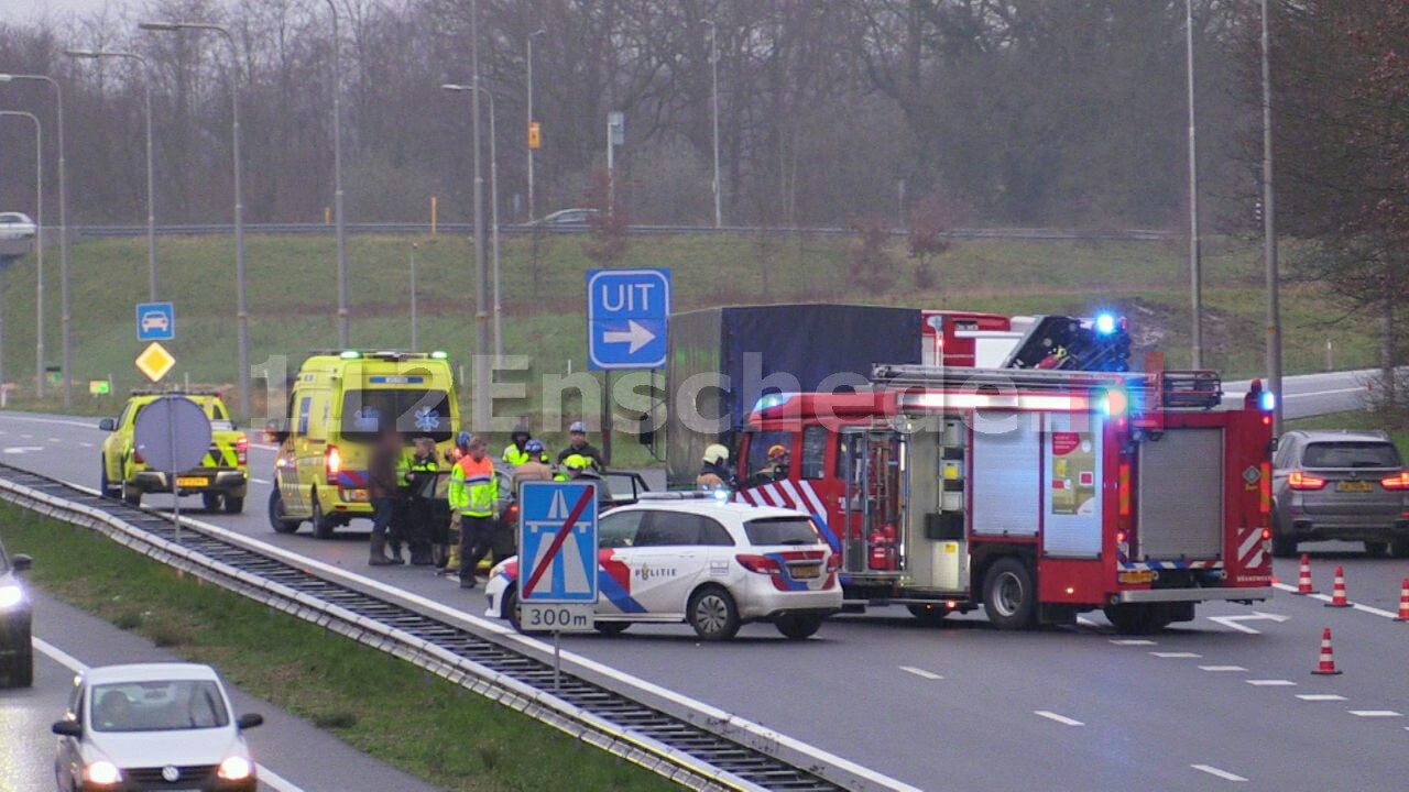 UPDATE: Gewonden bij ongeval op de A35 bij Enschede-Zuid