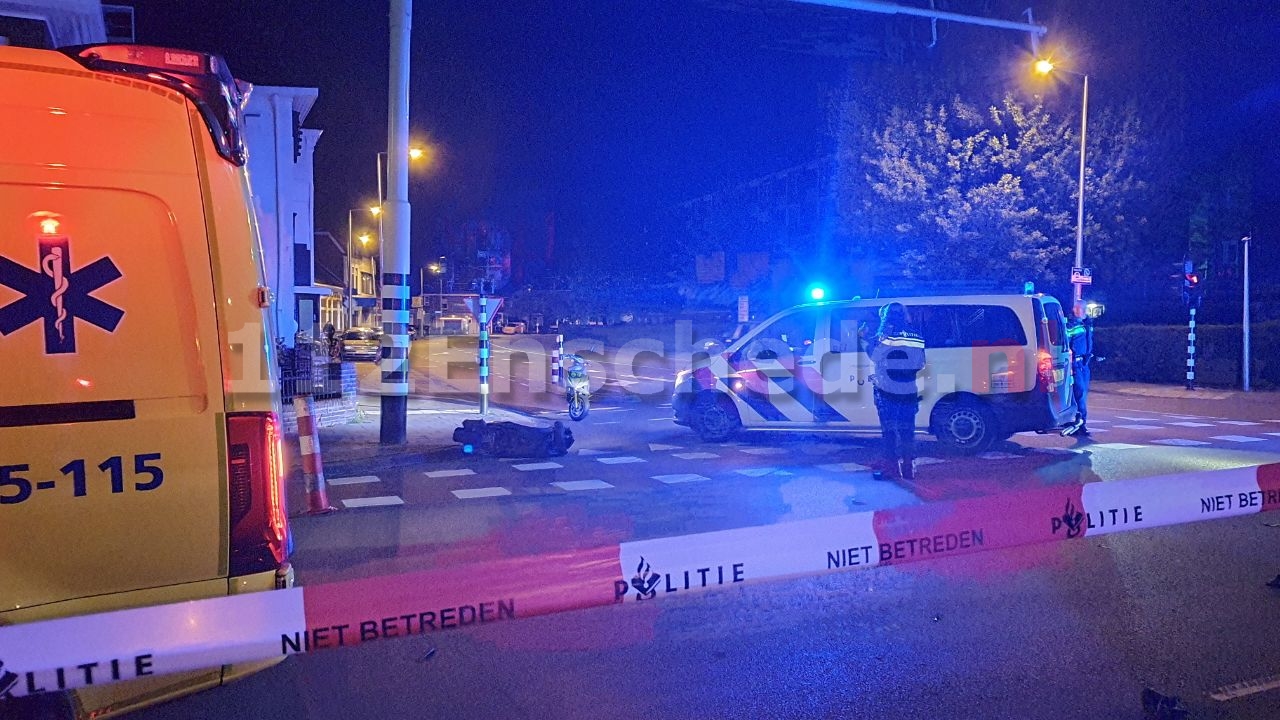 UPDATE: Singel en Oldenzaalsestraat in Enschede urenlang afgesloten na aanrijding