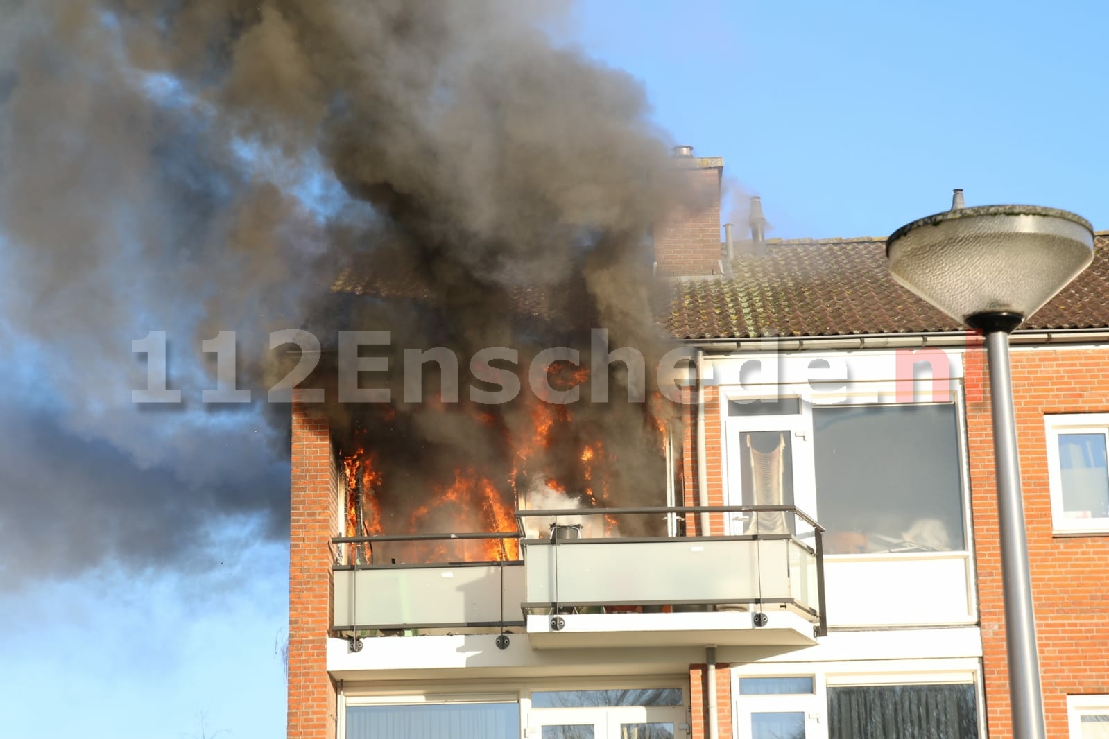 Appartement brandt volledig uit in Enschede