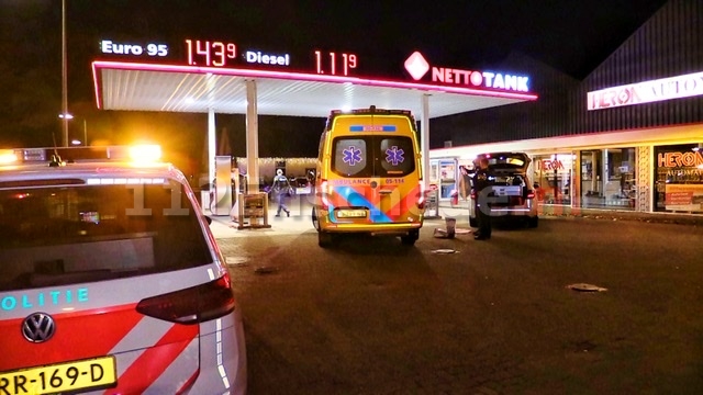 Politie zoekt blauwe auto na schietincident Enschede