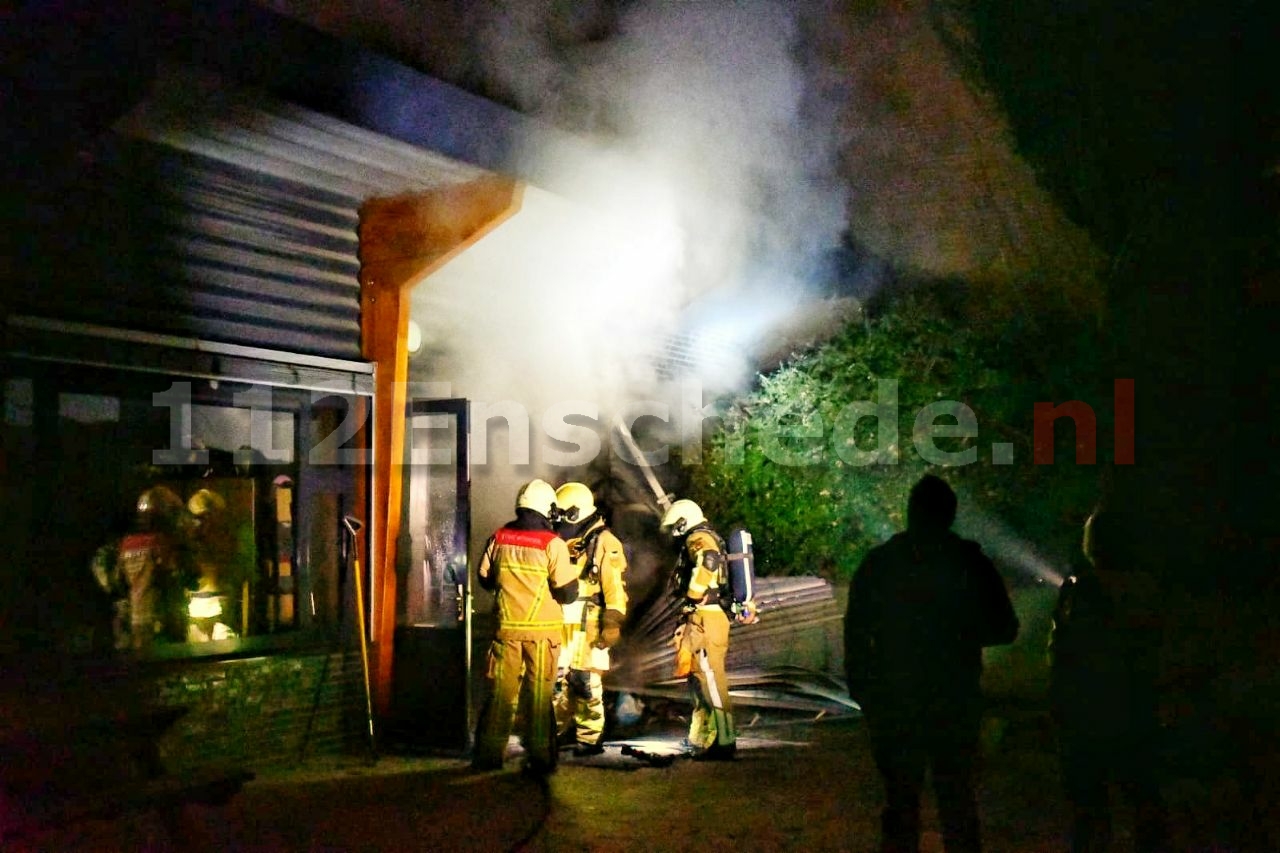 Flinke schade door brand bij basisschool in Enschede