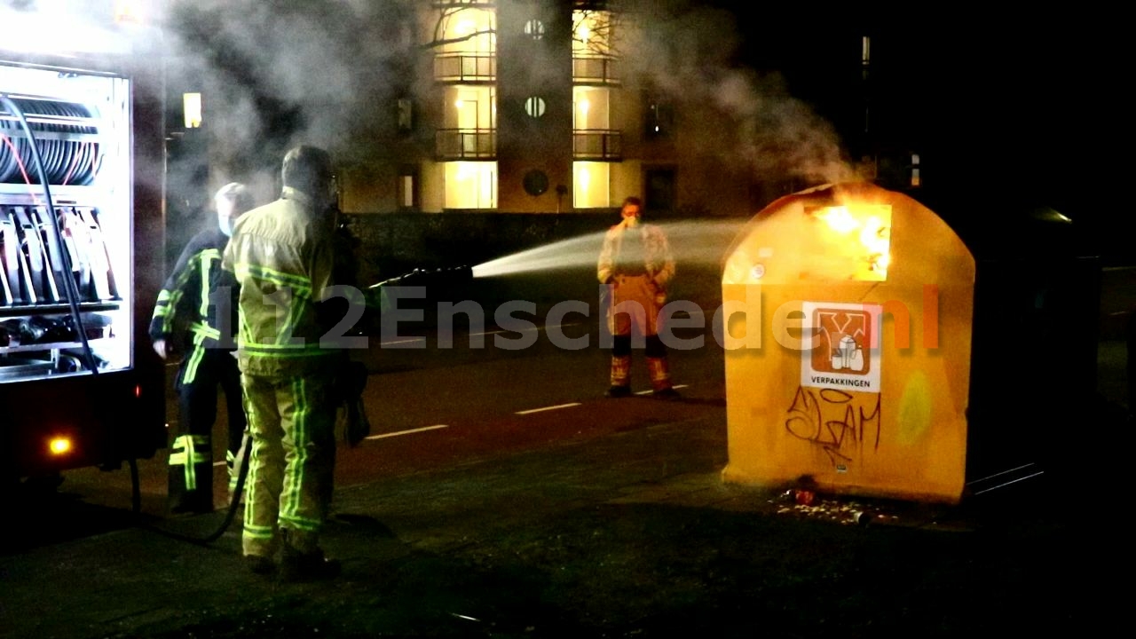 6e containerbrand in 24 uur in Enschede