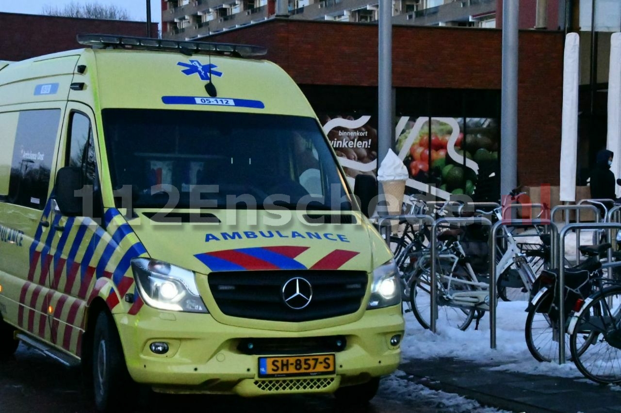 Steekincident Enschede; verdachte voortvluchtig