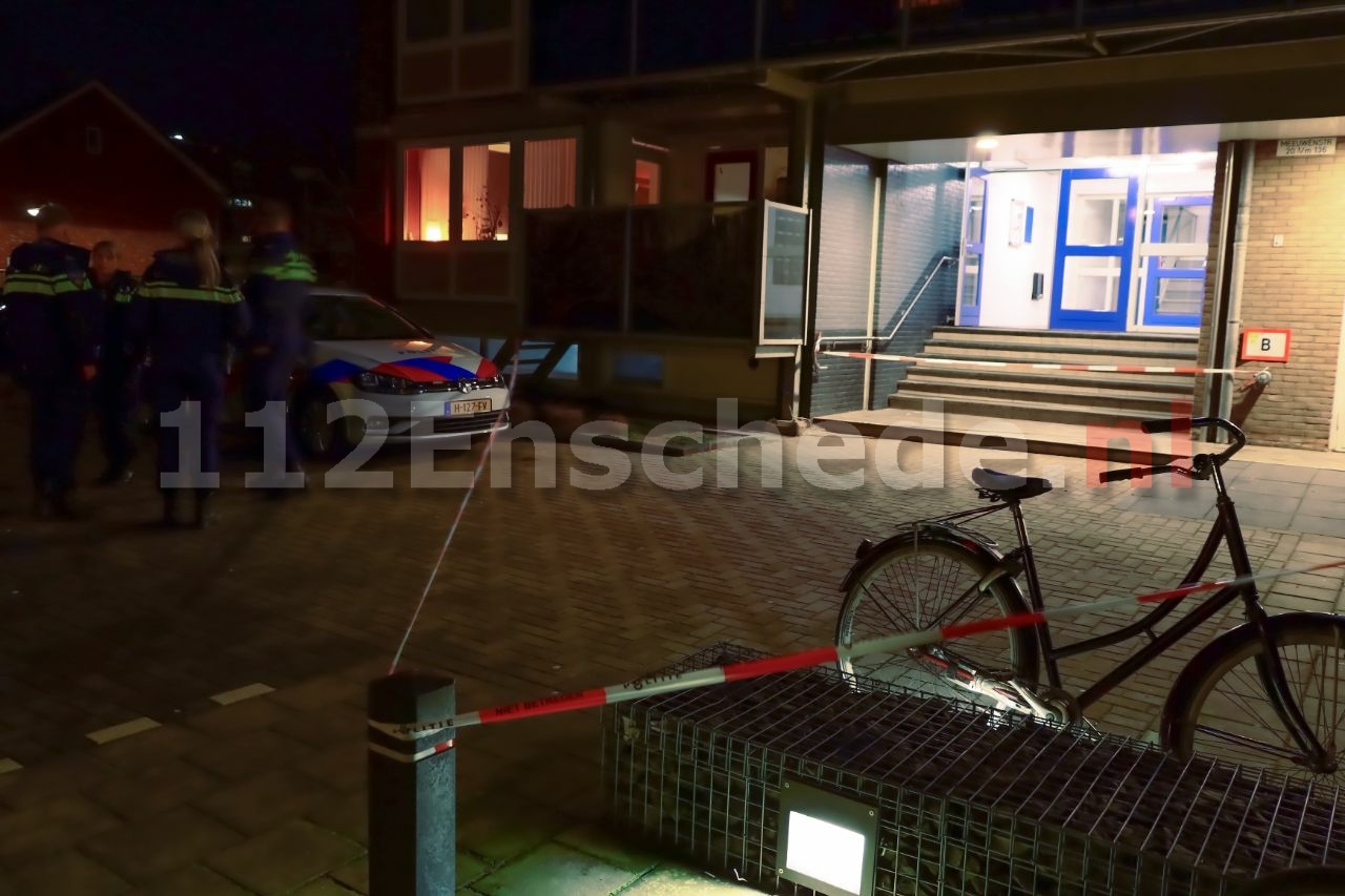 Steekincident in Enschede: een persoon naar het ziekenhuis