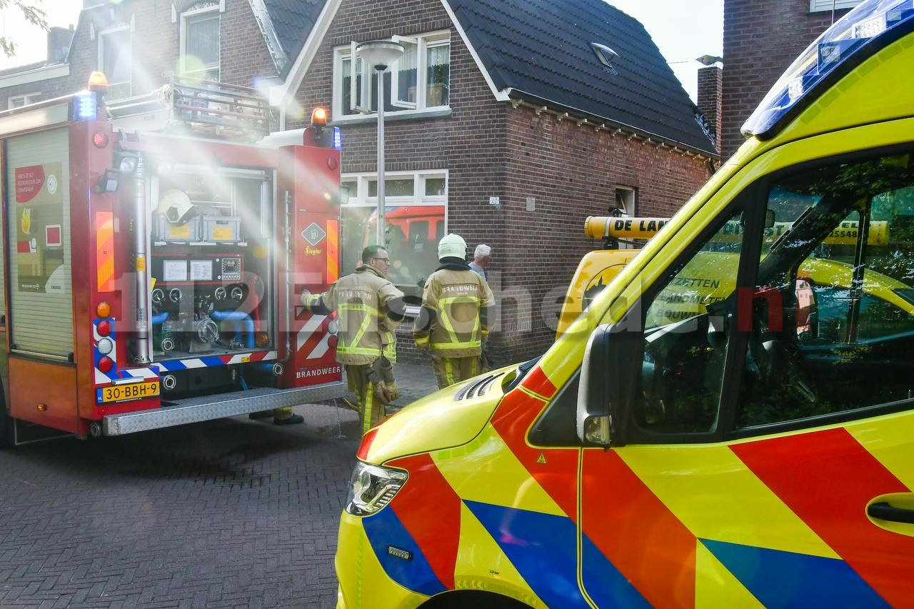 Schade bij garagebrand in Enschede