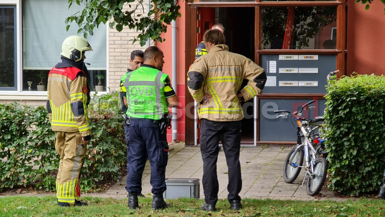 Man dreigt met molotovcocktails in Enschede, woningen ontruimd