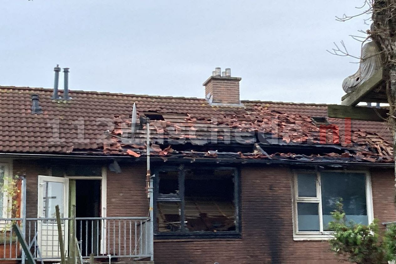 UPDATE: Vier woningen onbewoonbaar geworden door brand in Enschede