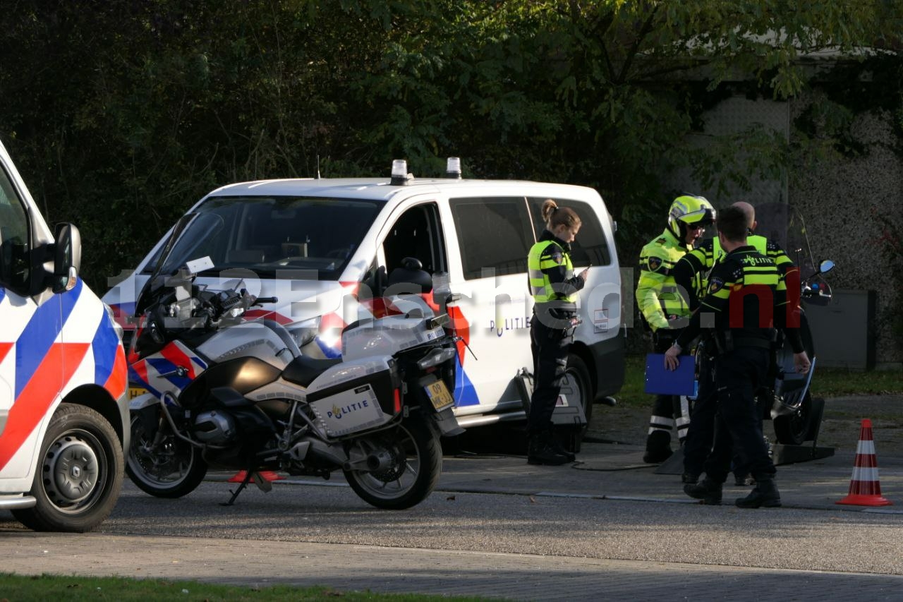 110 bekeuringen bij controles in Enschede, automobilist rijdt 48 km/u te hard in bebouwde kom