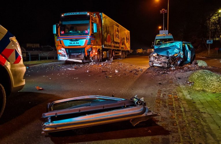 Zeer ernstige aanrijding in Enschede, VOA doet onderzoek