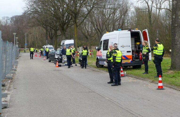 105 bekeuringen en drie aanhoudingen bij grote verkeerscontrole in Enschede