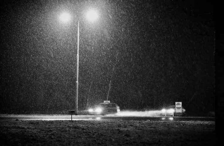 KNMI geeft code geel af vanwege gladheid door sneeuwval